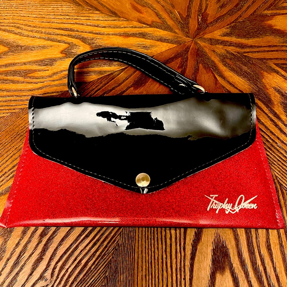 Trophy Queen handbag